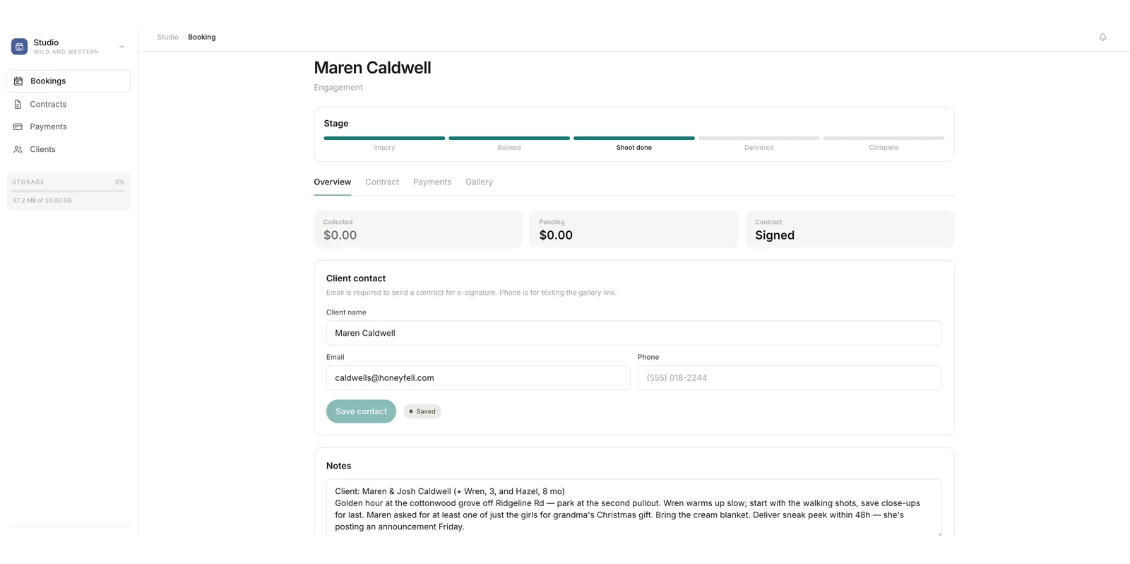 A booking page with the contract signed and the photographer's shoot notes